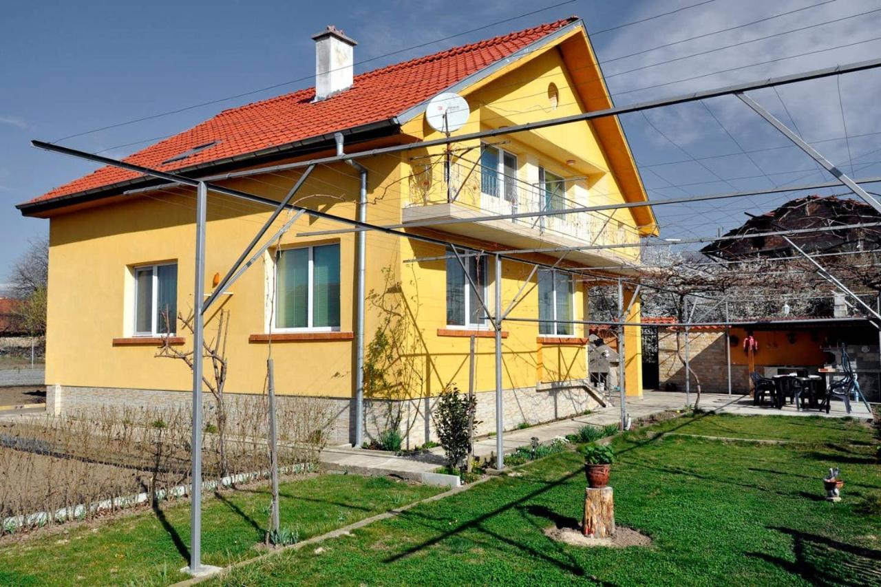 Вила В С. Габарево, Долината На Розите. Gabarevo Exterior photo