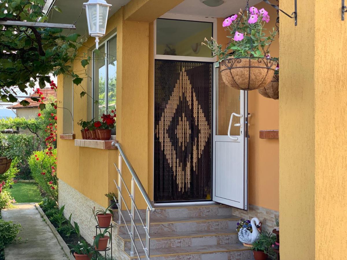 Вила В С. Габарево, Долината На Розите. Gabarevo Exterior photo