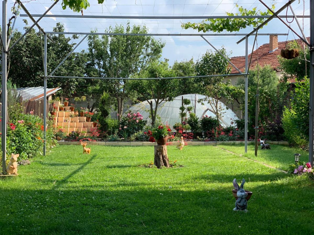 Вила В С. Габарево, Долината На Розите. Gabarevo Exterior photo